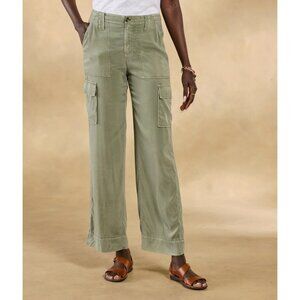 Sundance Marrakech Nava Cargo Pants  Color: Sage 26 Waist MSRP: $150 NWT